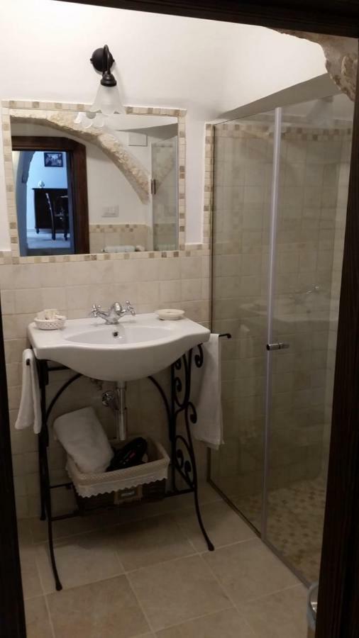 アルベロベッロ Trullo "Vicolo Fiorito"ヴィラ エクステリア 写真