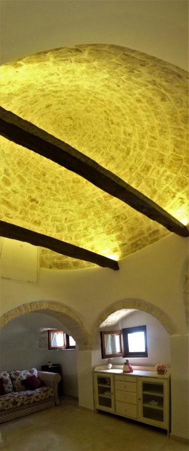 アルベロベッロ Trullo "Vicolo Fiorito"ヴィラ エクステリア 写真