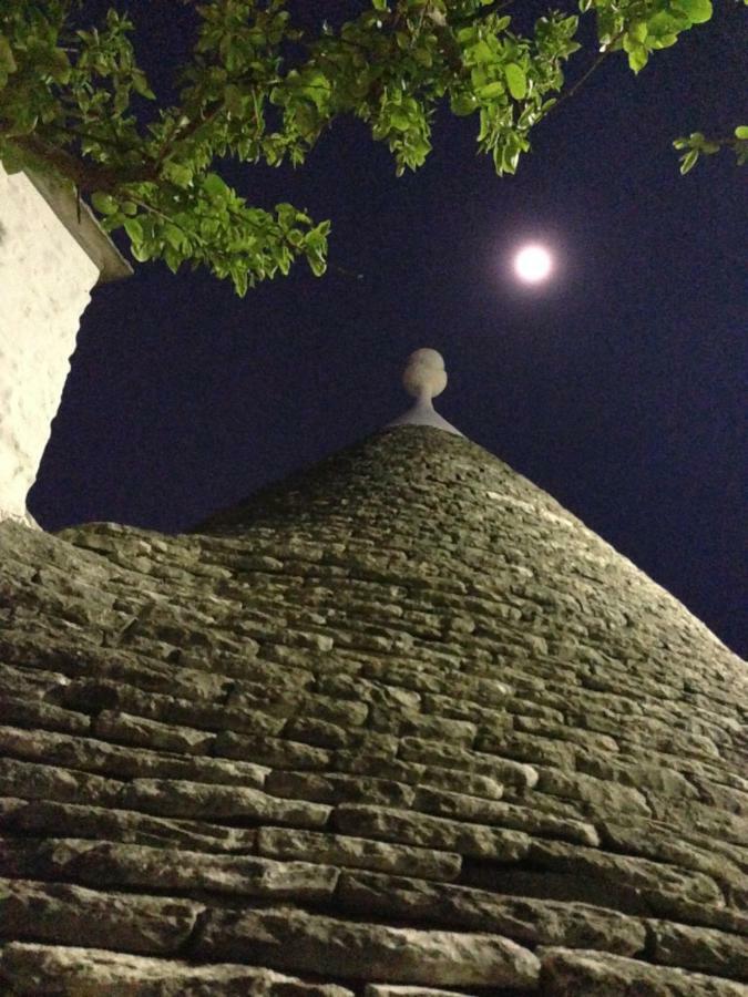 アルベロベッロ Trullo "Vicolo Fiorito"ヴィラ エクステリア 写真
